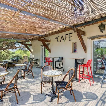 Le Anciennement Les Commandeurs Hotel Joucas