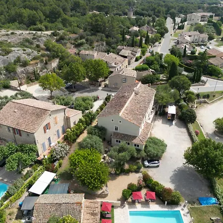 Le Anciennement Les Commandeurs Hotel 2*